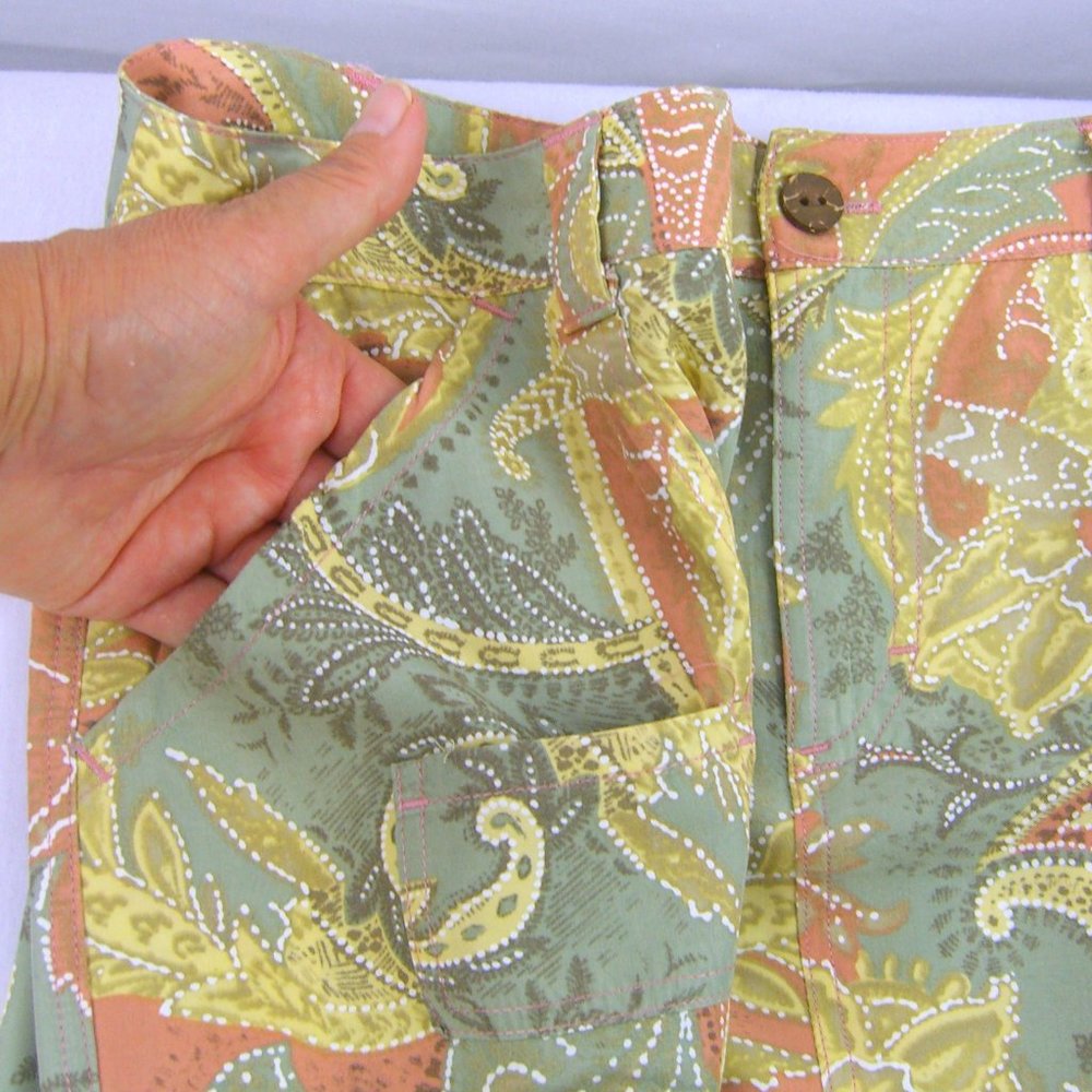 Kahala Women's Mini Skirt Paisley Size 8 - Picture 4 of 7